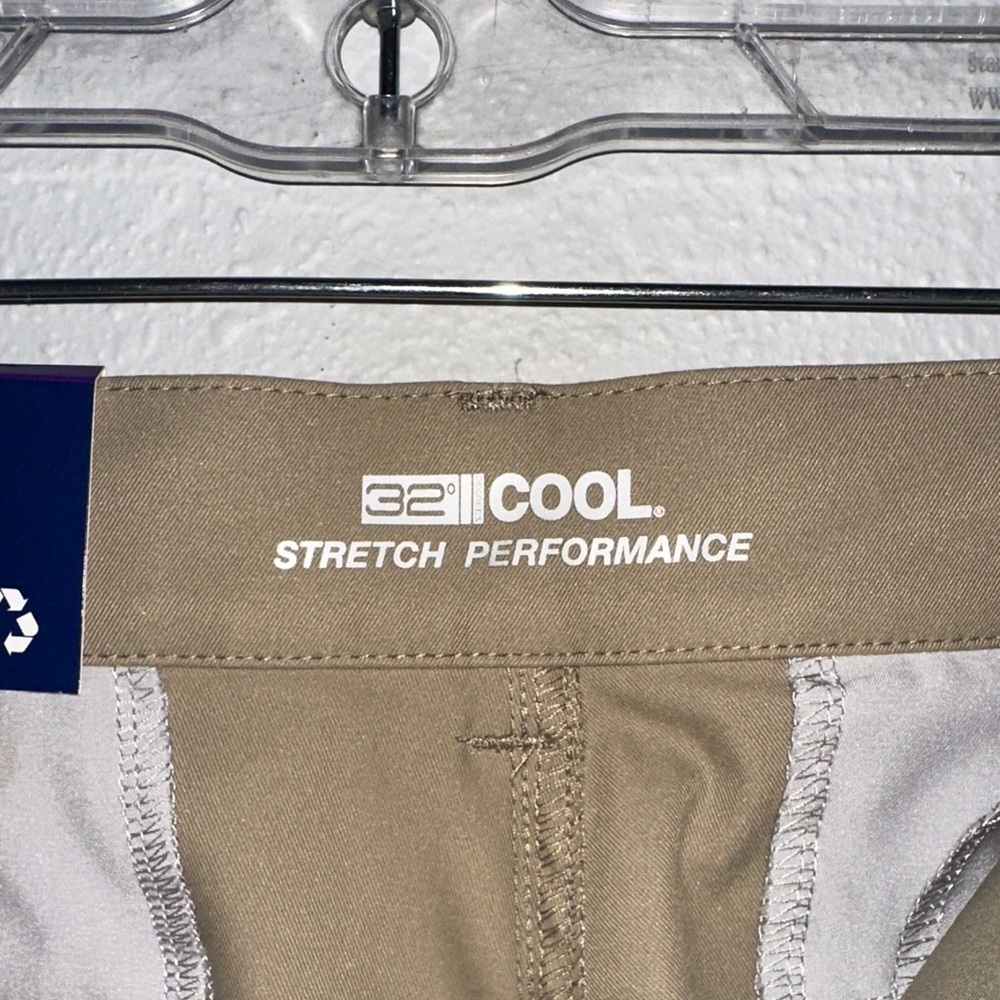 32 Degrees Men's Tan Chinos - Picture 7 of 7